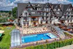 Liptakówka Hotel – top view of the pool