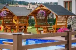 Hotel Białka Tatrzańska Tatry - swimming pools with tables